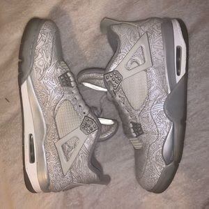 Jordan Retro 4 “Laser”